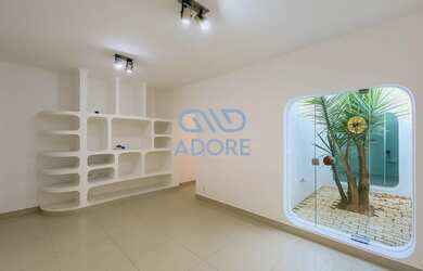 Imagem: A casa em condomínio para alugar possui 4 Dormitórios, 4 Banheiros