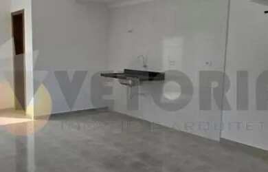 Imagem: A casa em condomínio possui 2 Dormitórios, 3 Banheiros, 2