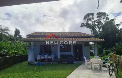 Imagem: A casa em condomínio possui 2 Dormitórios, 2 Banheiros, 2