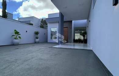 Imagem 1: Casa a venda no bairro Universitário em Tijucas