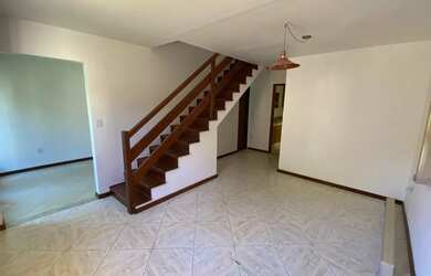 Imagem 6: Casa para venda com 192 metros quadrados com 3 quartos