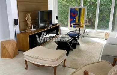 Imagem: A casa em condomínio possui 3 Dormitórios, 4 Banheiros, 4