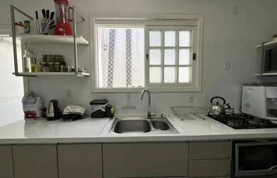 Imagem 8: Apartamento à venda/ Três dorm/ Elevador/Garagem/ Amplo/ Bem Localizado