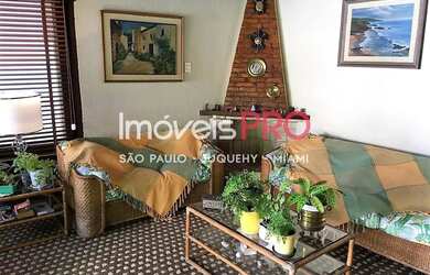 Imagem 12: Casa em Moema de 237m² com piscina e churrasqueira