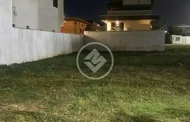 Imagem: O terreno possui 300m² de Área e está localizado em Morada