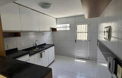 Imagem 3: APTO PARA LOCAÇÃO EM ALDEIA, SÓ 100M DO CENTRO COMERCIAL, TÉRREO