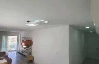 Imagem: O apartamento possui 3 Dormitórios, 2 Banheiros, 98m² de Área