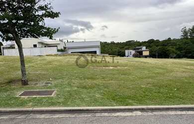 Imagem: O terreno possui 404m² de Área, Imóvel novo e está localizado