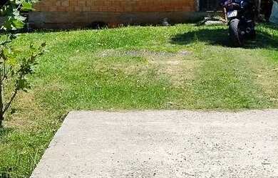 Imagem: A casa possui 1 Dormitório, 1 Banheiro, 350m² de Área e