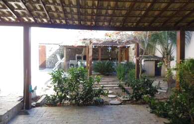 Imagem: A casa em condomínio possui 3 Dormitórios, 3 Banheiros, 2