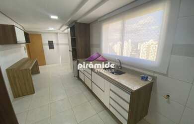 Imagem 9: Apartamento para aluguel possui 185 metros quadrados com 3 quartos