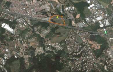 Imagem: O terreno possui 120333m² de Área e está localizado em Marambaia