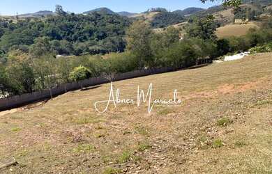 Imagem: O terreno possui 1.000m² de Área, Imóvel novo e está localizado