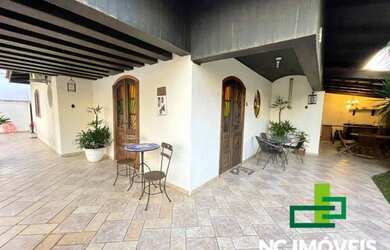 Imagem 11: Venda Ampla Casa no Bairro Indaiá em Caraguatatuba