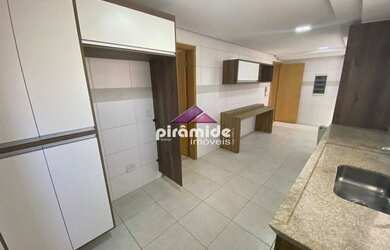 Imagem 7: Apartamento para aluguel possui 185 metros quadrados com 3 quartos