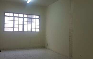 Imagem: O depósito possui 40m² de Área e está localizado em Centro