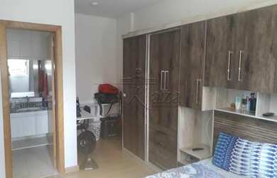 Imagem: O apartamento possui 2 Dormitórios, 2 Banheiros, 2 Vagas na