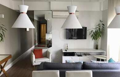 Imagem: O apartamento possui 2 Dormitórios, 2 Banheiros, 2 Vagas na