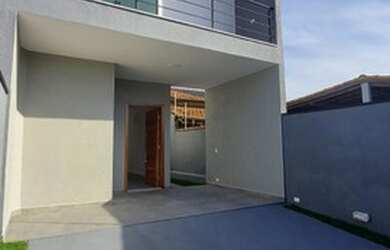 Imagem 1: Sobrado Novo a Venda - Golfinhos - Caraguatatuba - SP