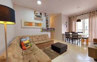 Imagem: O apartamento possui 3 Dormitórios, 1 Banheiro, 2 Vagas na