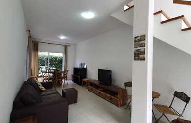 Imagem: A casa em condomínio possui 3 Dormitórios, 3 Banheiros, 2