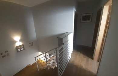 Imagem: A casa em condomínio possui 3 Dormitórios, 3 Banheiros, 4