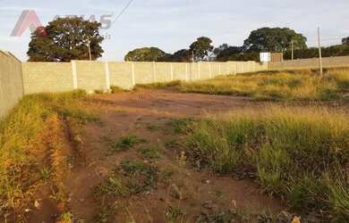 Imagem 1: São Carlos - Terreno Padrão - Condomínio Villeneuve