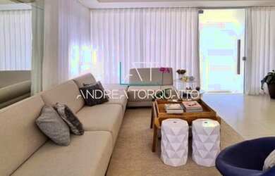 Imagem: A casa em condomínio possui 3 Dormitórios, 3 Banheiros, 4