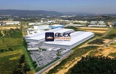 Imagem: O depósito possui 4.299m² de Área e está localizado em