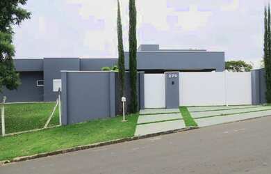 Imagem: A fazenda possui 1.705m² de Área e está localizado em Terras