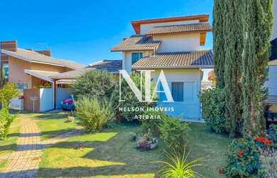 Imagem: A casa em condomínio possui 3 Dormitórios, 4 Banheiros, 4