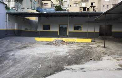 Imagem: O depósito possui 300m² de Área e está localizado em Jardim