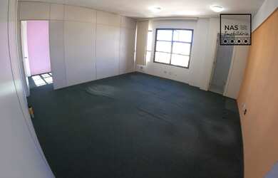 Imagem: O depósito possui 1 Vaga na garagem e está localizado em Vila