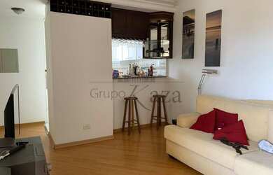 Imagem: O apartamento à venda possui 2 Dormitórios, 1 Banheiro, 1