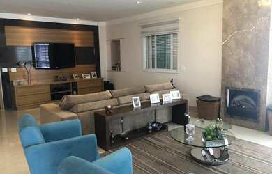 Imagem: O apartamento possui 4 Dormitórios, 5 Banheiros, 5 Vagas na