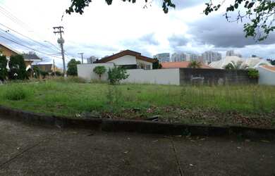 Imagem 2: Terreno de esquina condomínio para venda possui 570 metros quadrados