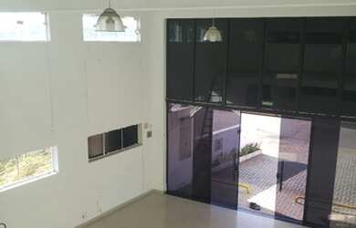 Imagem: O depósito possui 2 Vagas na garagem, 75m² de Área e Imóvel