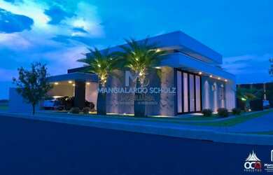 Imagem: A casa possui 3 Dormitórios, 4 Banheiros, 2 Vagas na garagem