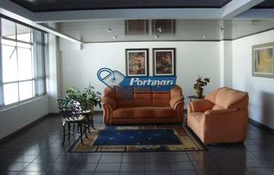 Imagem: O apartamento possui 3 Dormitórios, 1 Banheiro, 1 Vaga na garagem