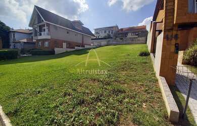 Imagem: O terreno possui 480m² de Área e está localizado em Alphaville