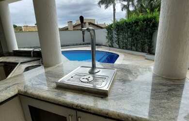 Imagem 2: Casa à venda no Condomínio Reserva Colonial em Valinhos/SP