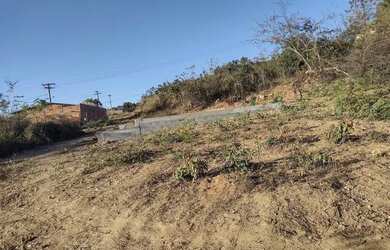 Imagem 4: Meio lote no bairro Jaraguá 2 medidas 10 por 12