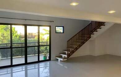 Imagem: O apartamento possui 4 Dormitórios, 5 Banheiros, 2 Vagas na