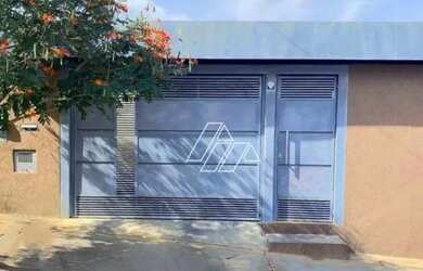 Imagem: A casa à venda possui 2 Dormitórios, 1 Banheiro, 1 Vaga na