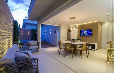 Imagem: A casa em condomínio possui 3 Dormitórios, 5 Banheiros, 4