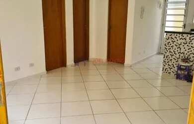 Imagem: A casa e possui 2 Dormitórios, Suítes, 1 Banheiro, 1 Vaga