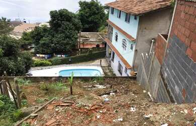 Imagem: O terreno possui 120m² de Área e está localizado em Centro