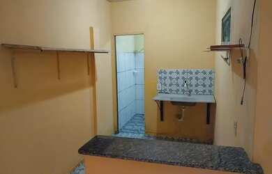 Imagem: A kitnet possui 1 Dormitório, 1 Banheiro e está localizado