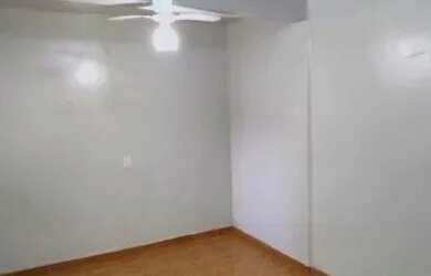 Imagem: A casa possui 3 Dormitórios, 2 Banheiros, 3 Vagas na garagem