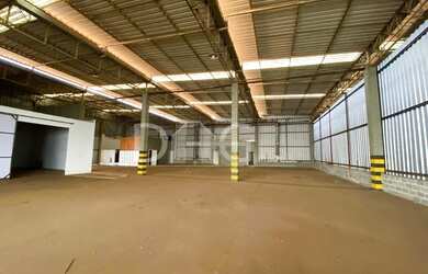 Imagem: O depósito possui 1.000m² de Área, Imóvel novo e está